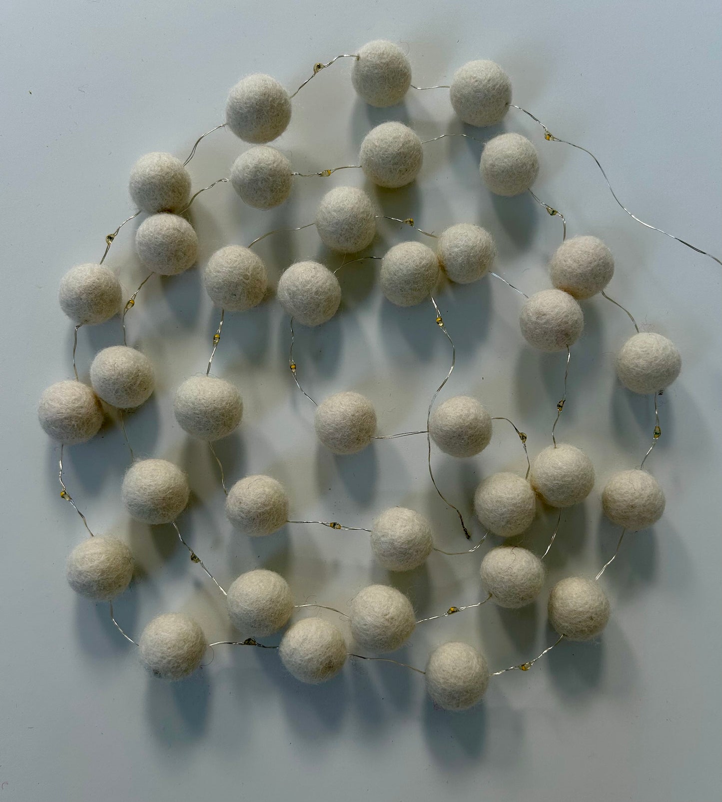 Pom Pom Fairy Lights - 20 LED lights